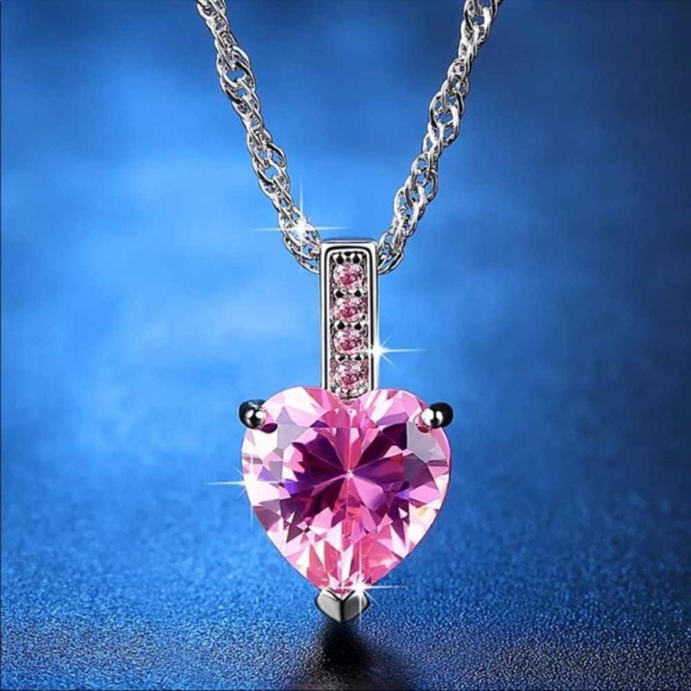 Beautiful Heart Pendant Pink Saphire Necklace New - Picture 3 of 7